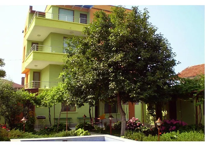 בית הארחה Yavorov